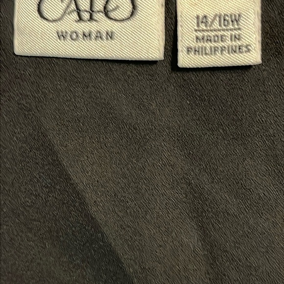 Cato Black and White Geometric Blouse - Picture 9 of 10